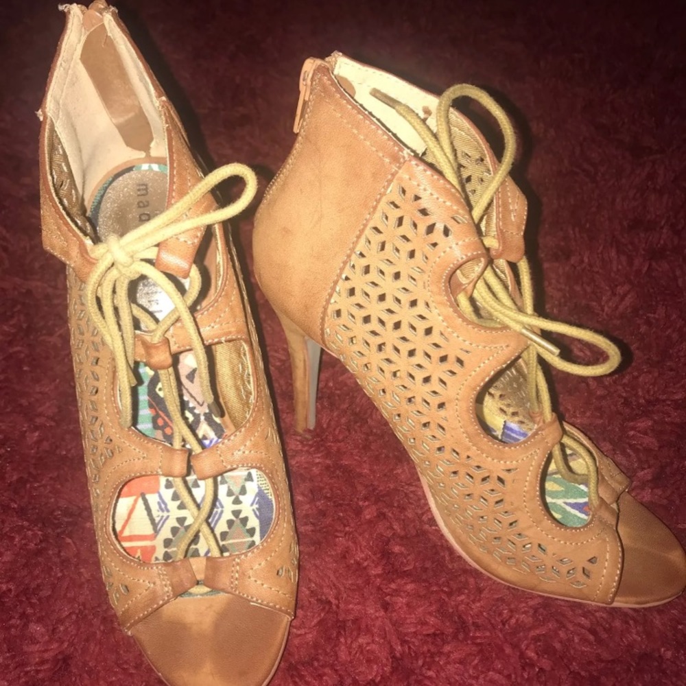 Madden Girl Drewww Caged Lace up heel